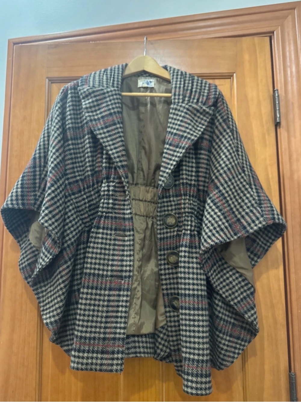 Plaid Houndstooth Button-Front Cape Coat - Gray/Brown/Red